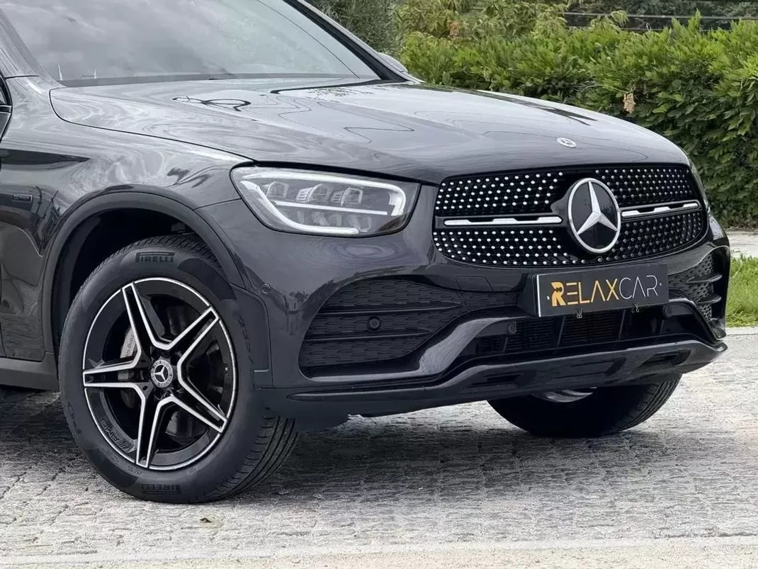 Mercedes-Benz GLC 300 2021 - 49499 EUR, 89500 km - AUTO.MOTO.pt - 89500km - foto 10 de 26