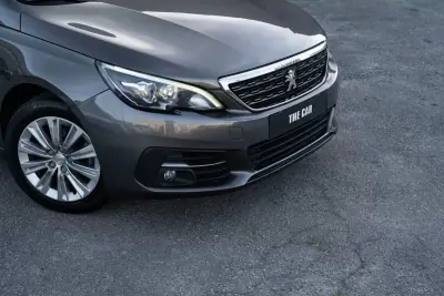 Peugeot 308 SW 2018 - 11999 EUR, 206516 km - AUTO.MOTO.pt - 206516km - foto 5 de 30