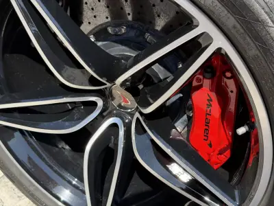 McLaren 570 2018 - 185000 EUR, 61874 km - 61874km - foto 7 de 14