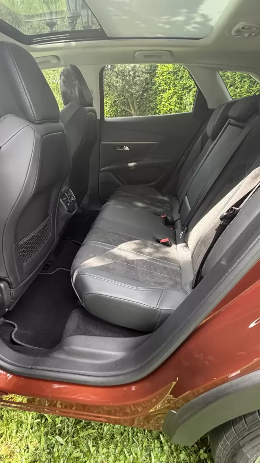 Peugeot 3008 2019 - 17990 EUR, 89000 km - AUTO.MOTO.pt - 89000km - foto 8 de 20