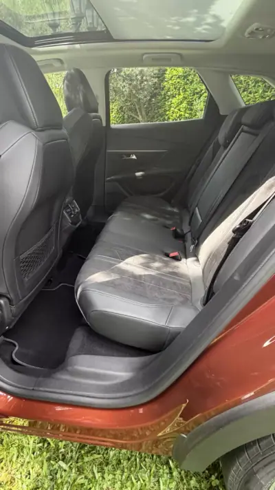 Peugeot 3008 2019 - 17990 EUR, 89000 km - AUTO.MOTO.pt - 89000km - foto 8 de 20