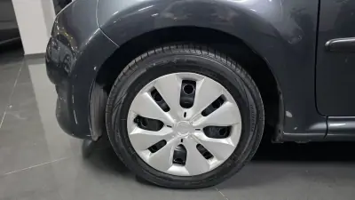 Citroën C1 2011 - 8990 EUR, 112000 km - AUTO.MOTO.pt - 112000km - foto 16 de 21