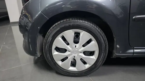Citroën C1 2011 - 8990 EUR, 112000 km - AUTO.MOTO.pt - 112000km - foto 16 de 21
