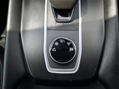 Nissan Qashqai 2022 - 22990 EUR, 114000 km - AUTO.MOTO.pt - 114000km - foto 25 de 50