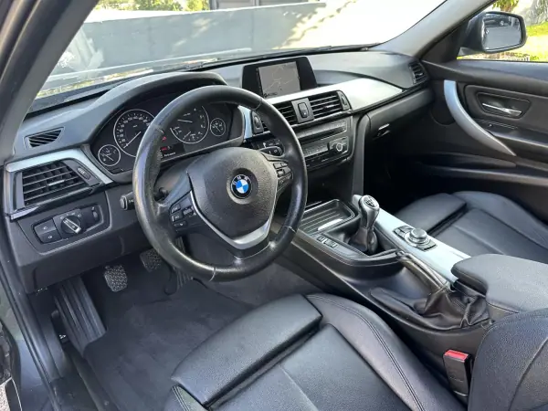 BMW 318 2014 - 12900 EUR, 178000 km - AUTO.MOTO.pt - 178000km - foto 26 de 65