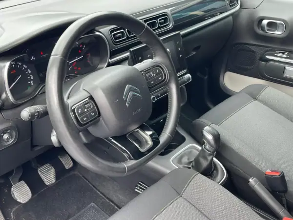 Citroën C3 2018 - 12300 EUR, 89000 km - AUTO.MOTO.pt - 89000km - foto 12 de 12
