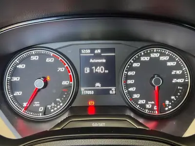 SEAT Ibiza 2019 - 13900 EUR, 117053 km - AUTO.MOTO.pt - 117053km - foto 14 de 21