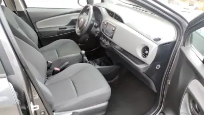 Toyota Yaris 2018 - 12500 EUR, 68000 km - AUTO.MOTO.pt - 68000km - foto 21 de 24