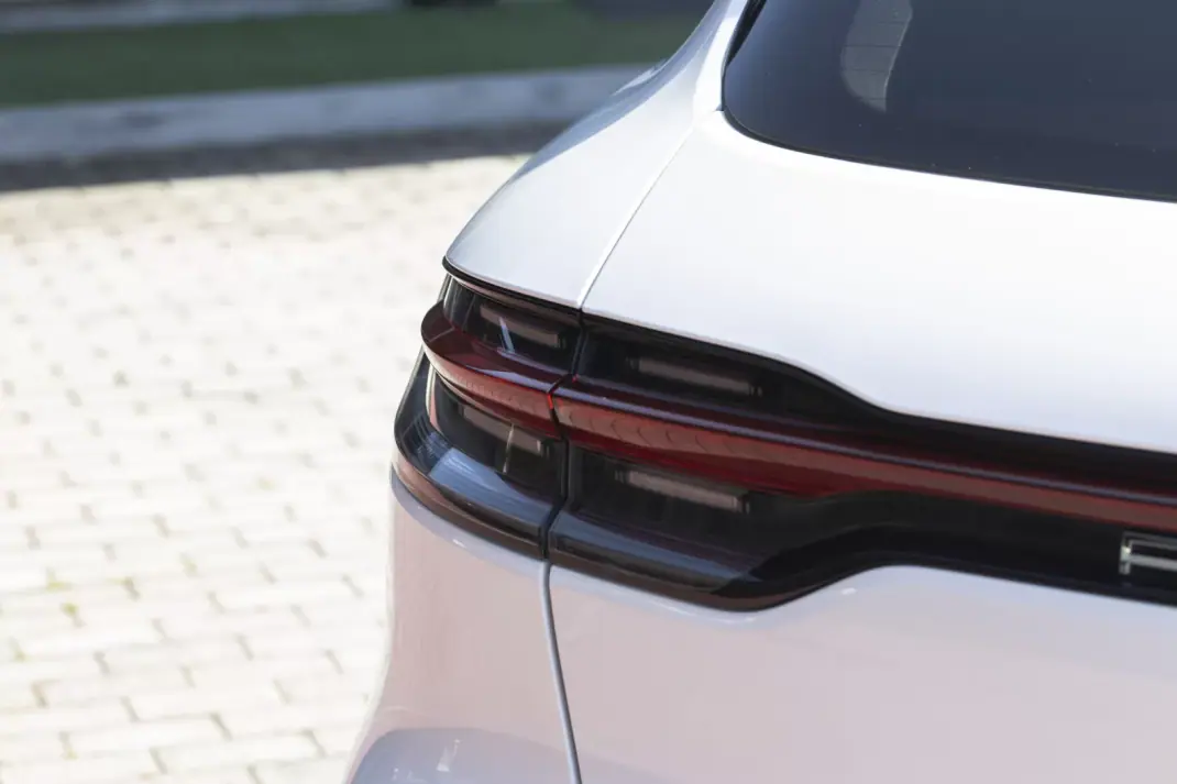 Porsche Macan 2018 - 53900 EUR, 89600 km - AUTO.MOTO.pt - 89600km - foto 35 de 40