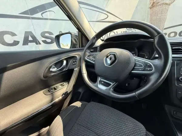 Renault Kadjar 2017 - 14900 EUR, 124200 km - AUTO.MOTO.pt - 124200km - foto 36 de 52