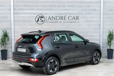 Kia e-Niro 2023 - 26950 EUR, 53564 km - AUTO.MOTO.pt - 53564km - foto 6 de 51