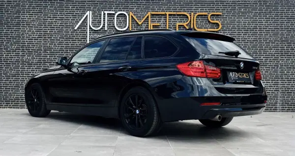 BMW 318 2013 - 13900 EUR, 193000 km - AUTO.MOTO.pt - 193000km - foto 3 de 13