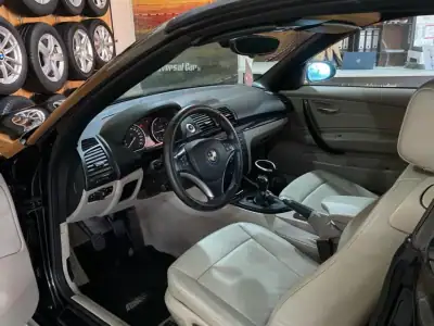 BMW 120 2008 - 12800 EUR, 174000 km - AUTO.MOTO.pt - 174000km - foto 10 de 23