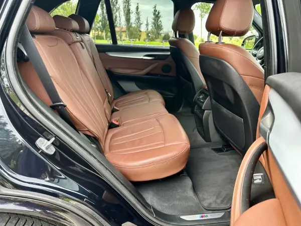 BMW X5 2017 - 28900 EUR, 175000 km - 175000km - foto 34 de 55
