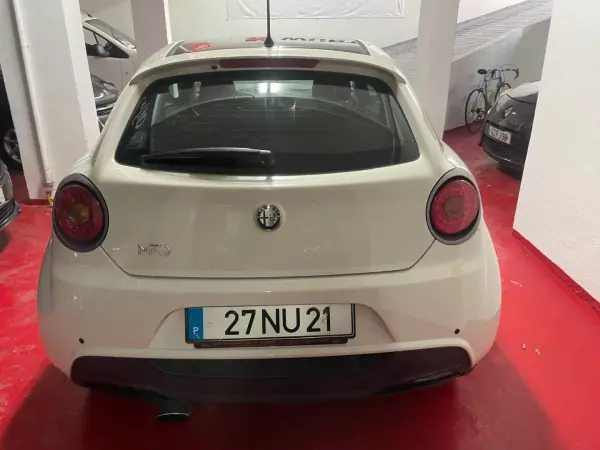 Alfa Romeo MiTo 2013 - 6750 EUR, 157000 km - AUTO.MOTO.pt - 157000km - foto 6 de 30