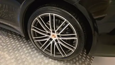 Porsche Panamera 2020 - 84500 EUR, 42501 km - AUTO.MOTO.pt - 42501km - foto 28 de 51