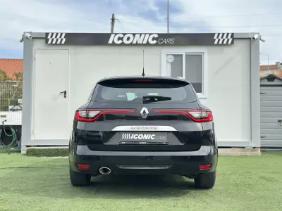 Renault Mégane Sport Tourer 2017 — foto 5 de 47