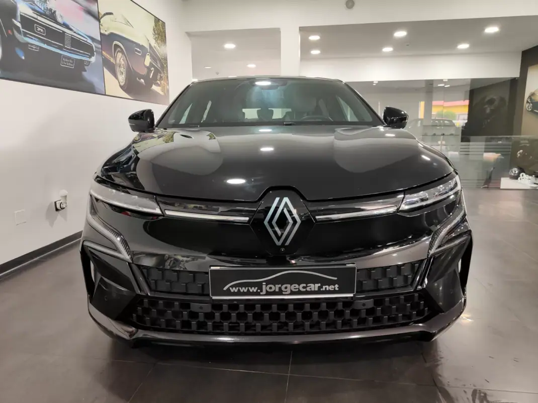 Renault Mégane E-Tech 2022 - 27990 EUR, 40000 km - AUTO.MOTO.pt - 40000km - foto 8 de 47