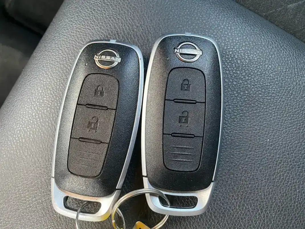 Nissan Juke 2023 - 17900 EUR, 81920 km - AUTO.MOTO.pt - 81920km - foto 6 de 18