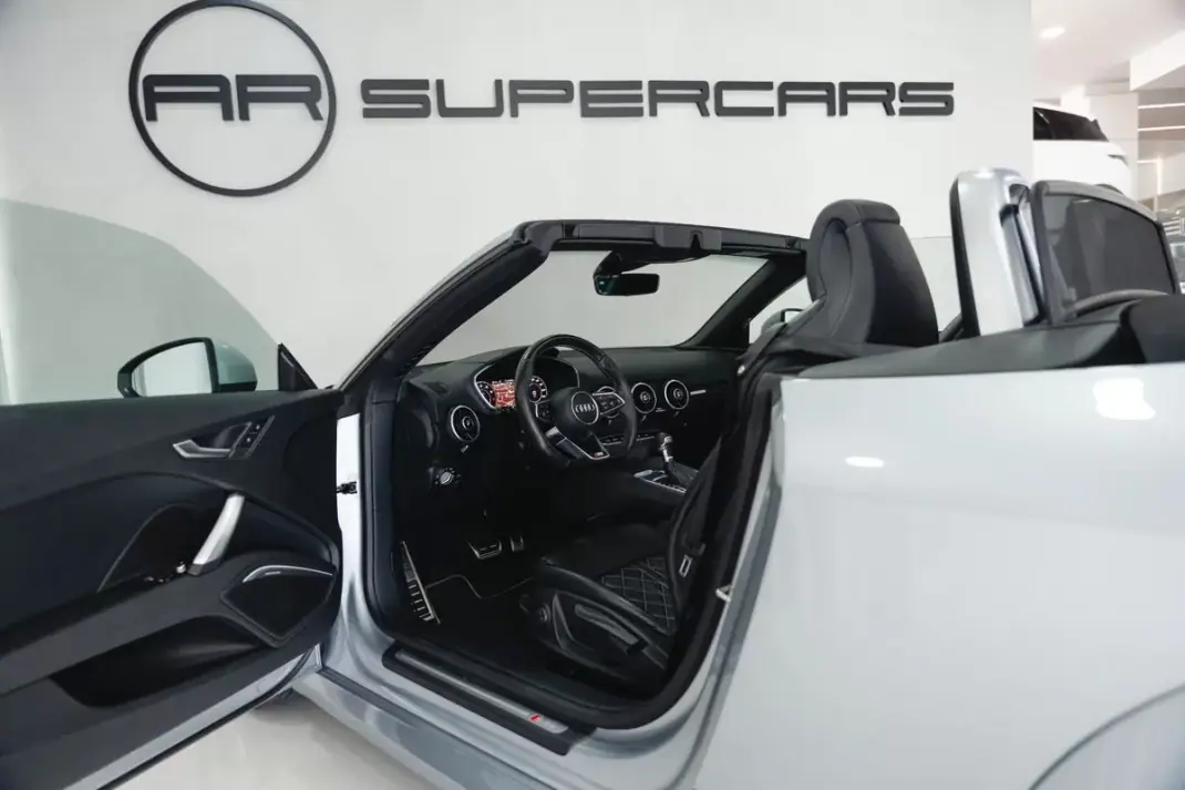 Audi TT Roadster 2015 - 33950 EUR, 151742 km - 151742km - foto 37 de 55