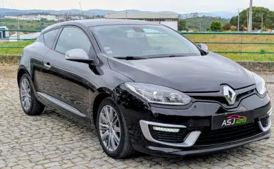 Renault Mégane Coupe 2014 - 8000 EUR, 276629 km - AUTO.MOTO.pt - 276629km - foto 4 de 22