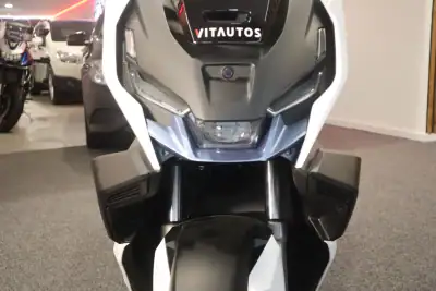 2026 - 2990 EUR, 1 km - AUTO.MOTO.pt - 1km - foto 6 de 15