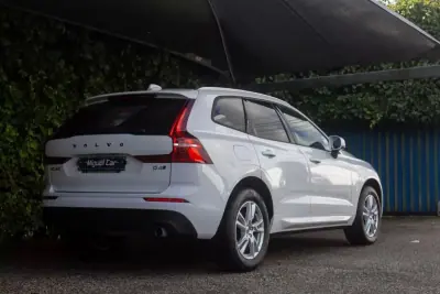 Volvo XC 60 2017 - 27900 EUR, 152000 km - AUTO.MOTO.pt - 152000km - foto 8 de 19