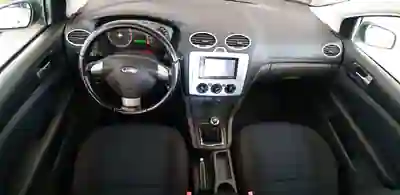 Ford Focus SW 2007 - 5500 EUR, 174000 km - AUTO.MOTO.pt - 174000km - foto 3 de 15