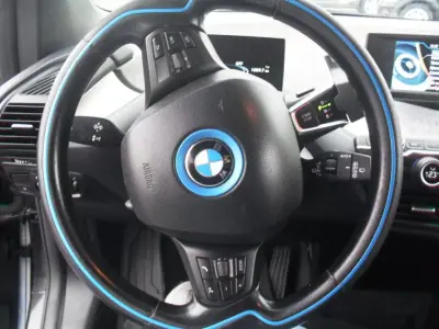 BMW i3 2018 - 17580 EUR, 93200 km - AUTO.MOTO.pt - 93200km - foto 19 de 28