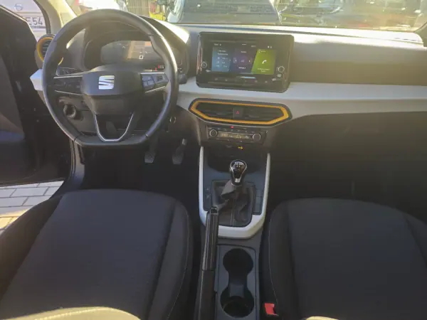 SEAT Arona 2024 - 15500 EUR, 34324 km - AUTO.MOTO.pt - 34324km - foto 8 de 11