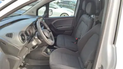 Mercedes-Benz Benz Citan Furgão 110 CDI/27 2025 - 24900 EUR, 20602 km - AUTO.MOTO.pt - 20602km - foto 11 de 34