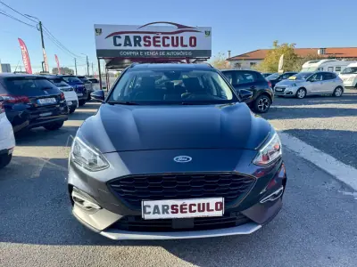 Ford Focus SW 2021 — photo 2 of 26
