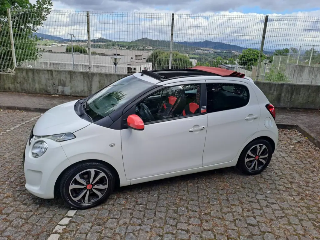Citroën C1 2016 - 7990 EUR, 109000 km - AUTO.MOTO.pt - 109000km - foto 1 de 16