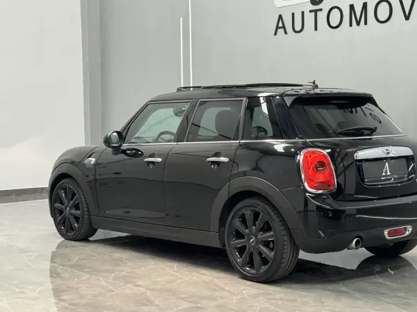 MINI 5 Portas 2016 - 15890 EUR, 167000 km - AUTO.MOTO.pt - 167000km - foto 8 de 34