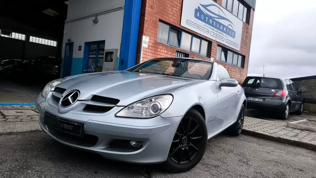 Mercedes-Benz SLK 200 2006 - 13900 EUR, 173000 km - AUTO.MOTO.pt - 173000km - foto 10 de 18