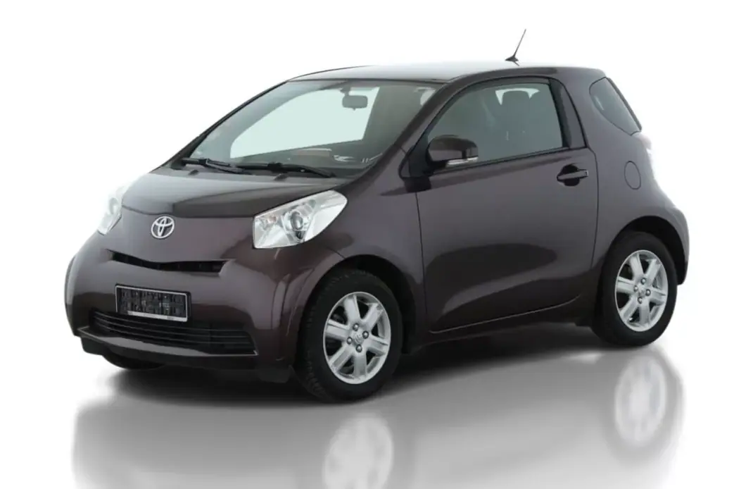 Toyota iQ 2012 - 10990 EUR, 174000 km - AUTO.MOTO.pt - 174000km - foto 1 de 9