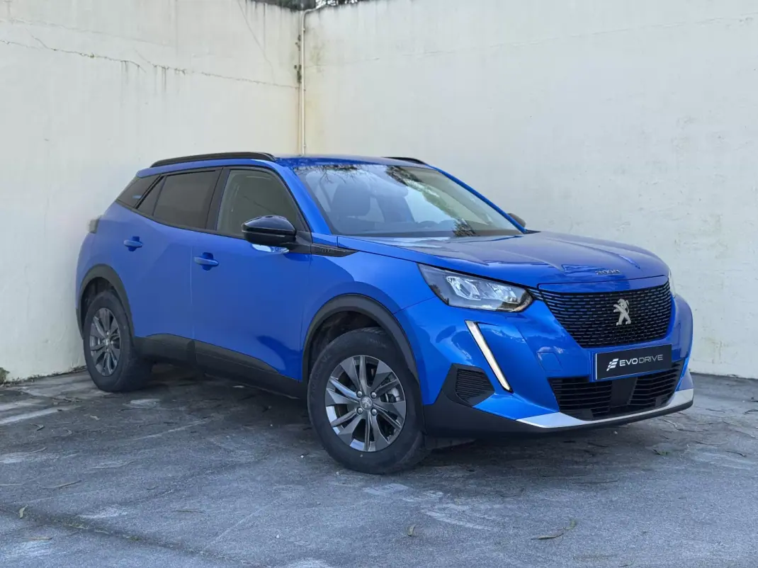 Peugeot e-2008 2022 - 16990 EUR, 109000 km - AUTO.MOTO.pt - 109000km - foto 1 de 12