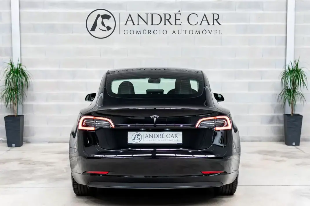 Tesla Model 3 2021 - 26450 EUR, 64959 km - AUTO.MOTO.pt - 64959km - foto 8 de 53