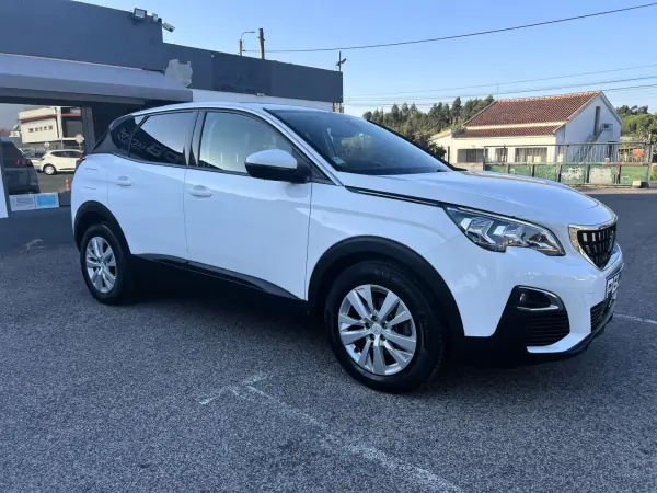Peugeot 3008 2018 - 17499 EUR, 128036 km - AUTO.MOTO.pt - 128036km - foto 2 de 12