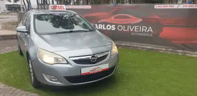Opel Astra Sports Tourer 2010 - 5750 EUR, 255000 km - AUTO.MOTO.pt - 255000km - foto 1 de 12