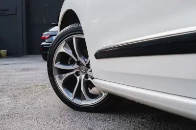 Citroën DS4 2012 - 8900 EUR, 204700 km - AUTO.MOTO.pt - 204700km - foto 10 de 23