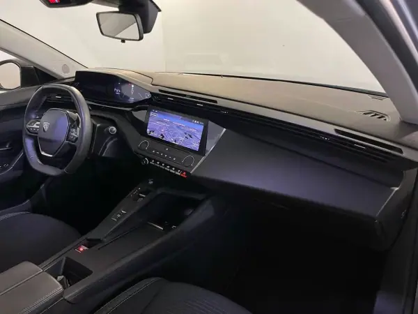 Peugeot 308 SW 2022 - 16950 EUR, 103000 km - AUTO.MOTO.pt - 103000km - foto 15 de 32