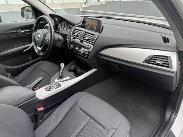 BMW 116 2016 - 12900 EUR, 220000 km - AUTO.MOTO.pt - 220000km - foto 41 de 51