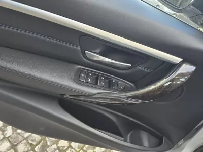 BMW 318 2018 - 19950 EUR, 170000 km - AUTO.MOTO.pt - 170000km - foto 8 de 18