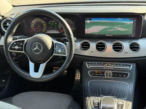 Mercedes-Benz E 300 2019 - 25900 EUR, 138000 km - AUTO.MOTO.pt - 138000km - foto 5 de 33