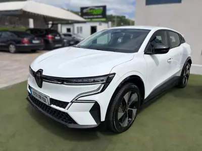Renault Mégane E-Tech 2022 - 26490 EUR, 8860 km - 8860km - foto 4 de 16