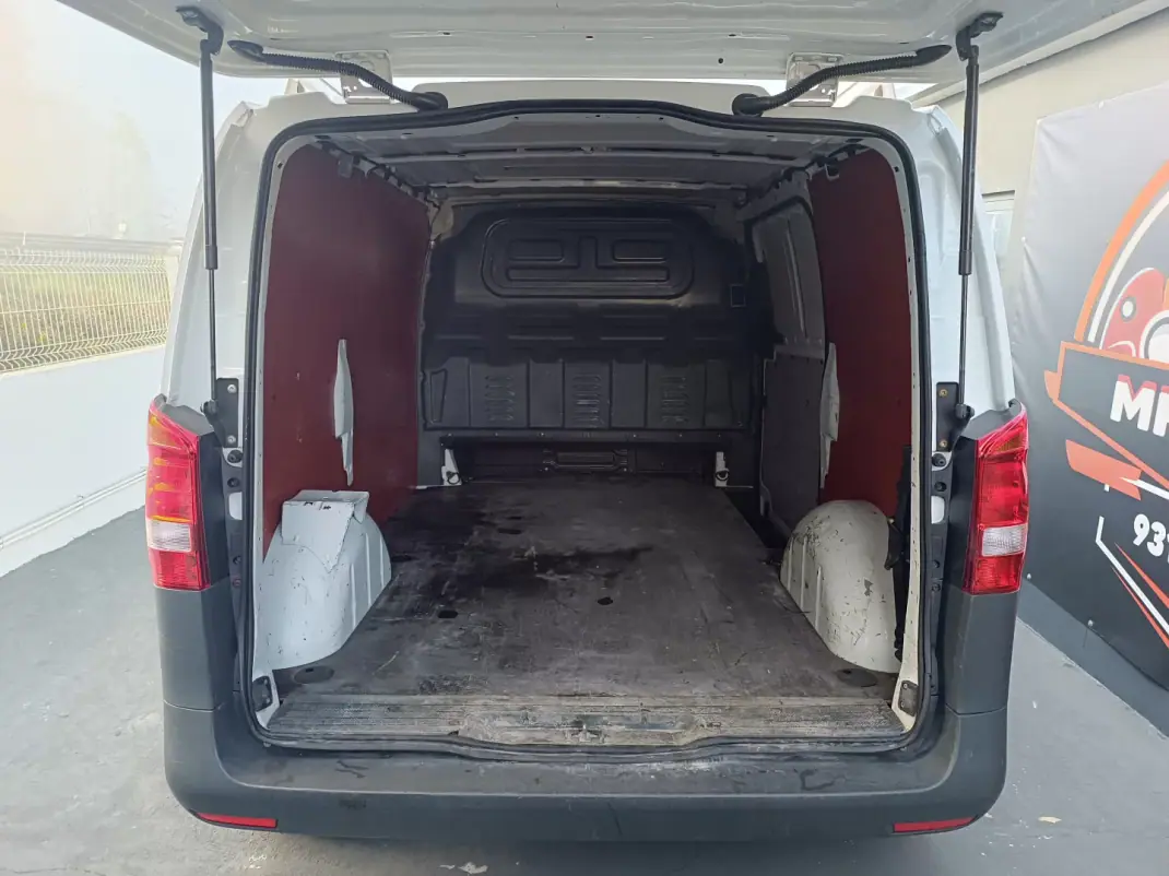 Mercedes-Benz Citan 109 CDI Longa Crew 2017 - 14900 EUR, 197662 km - AUTO.MOTO.pt - 197662km - foto 17 de 20