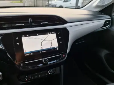 Opel Corsa 2020 - 15990 EUR, 140000 km - AUTO.MOTO.pt - 140000km - foto 17 de 31