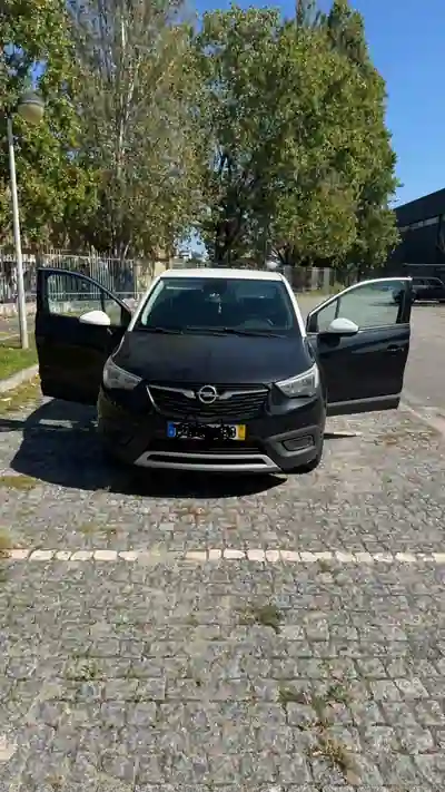Opel Crossland 2019 — foto 2 de 12