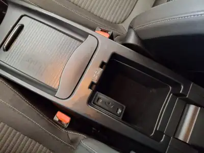 Renault Grand Scénic 2019 - 16700 EUR, 173000 km - AUTO.MOTO.pt - 173000km - foto 17 de 18